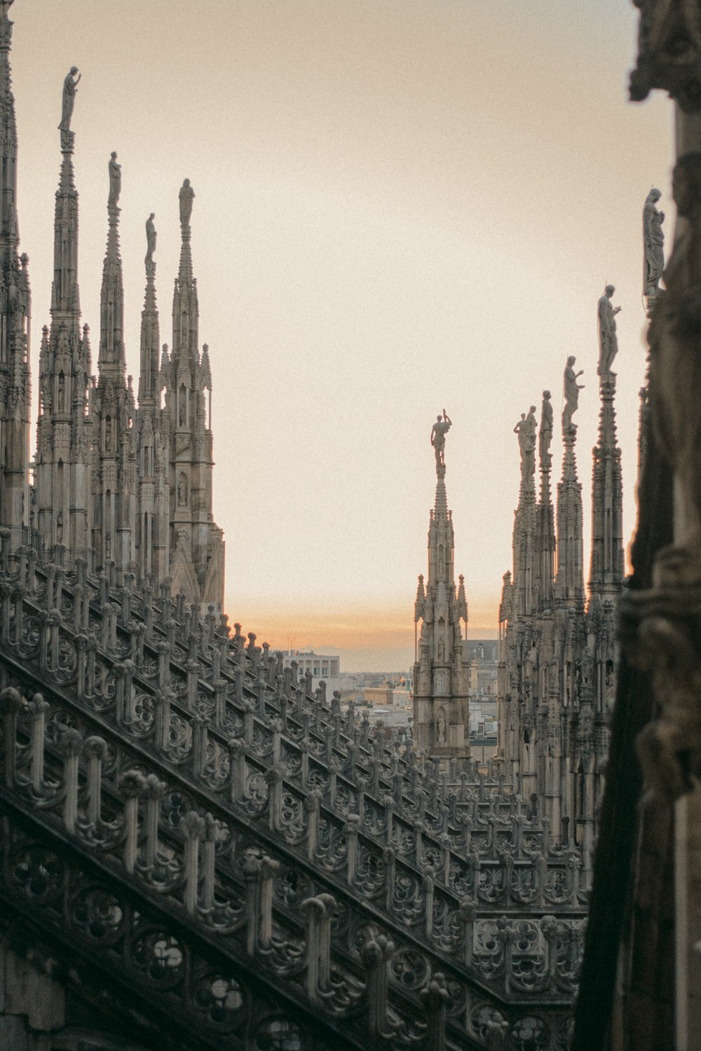 Guglie del Duomo di Milano. Foto di Anastasiia Buchinskaia
