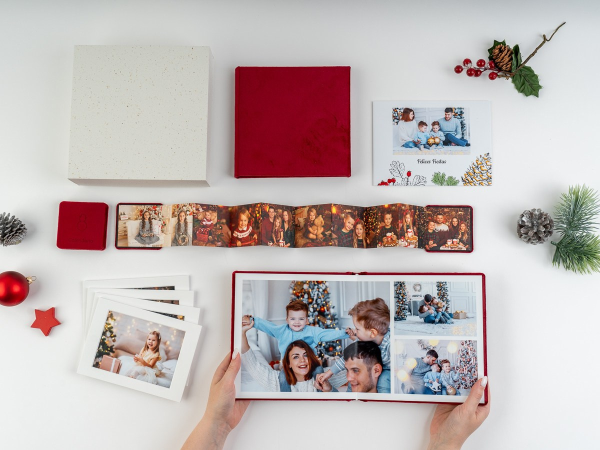 Productos navideños para la sesión de fotos en Foto Suárez Robaina