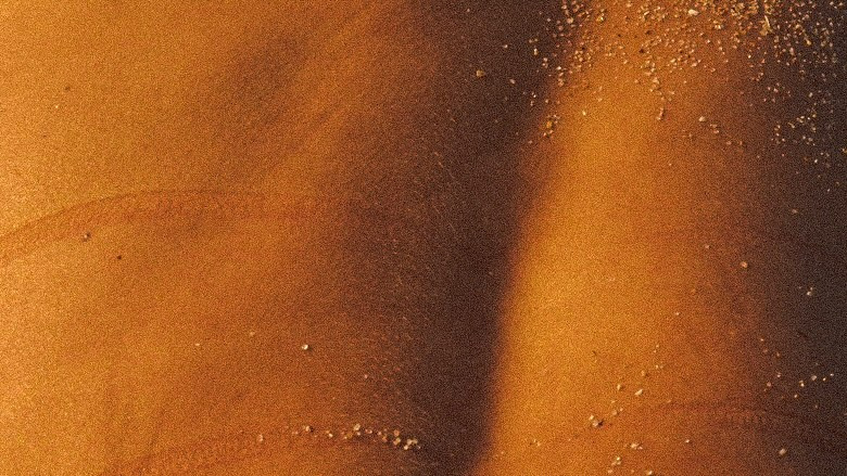 PHOTOS. Visual artist, available worldwide