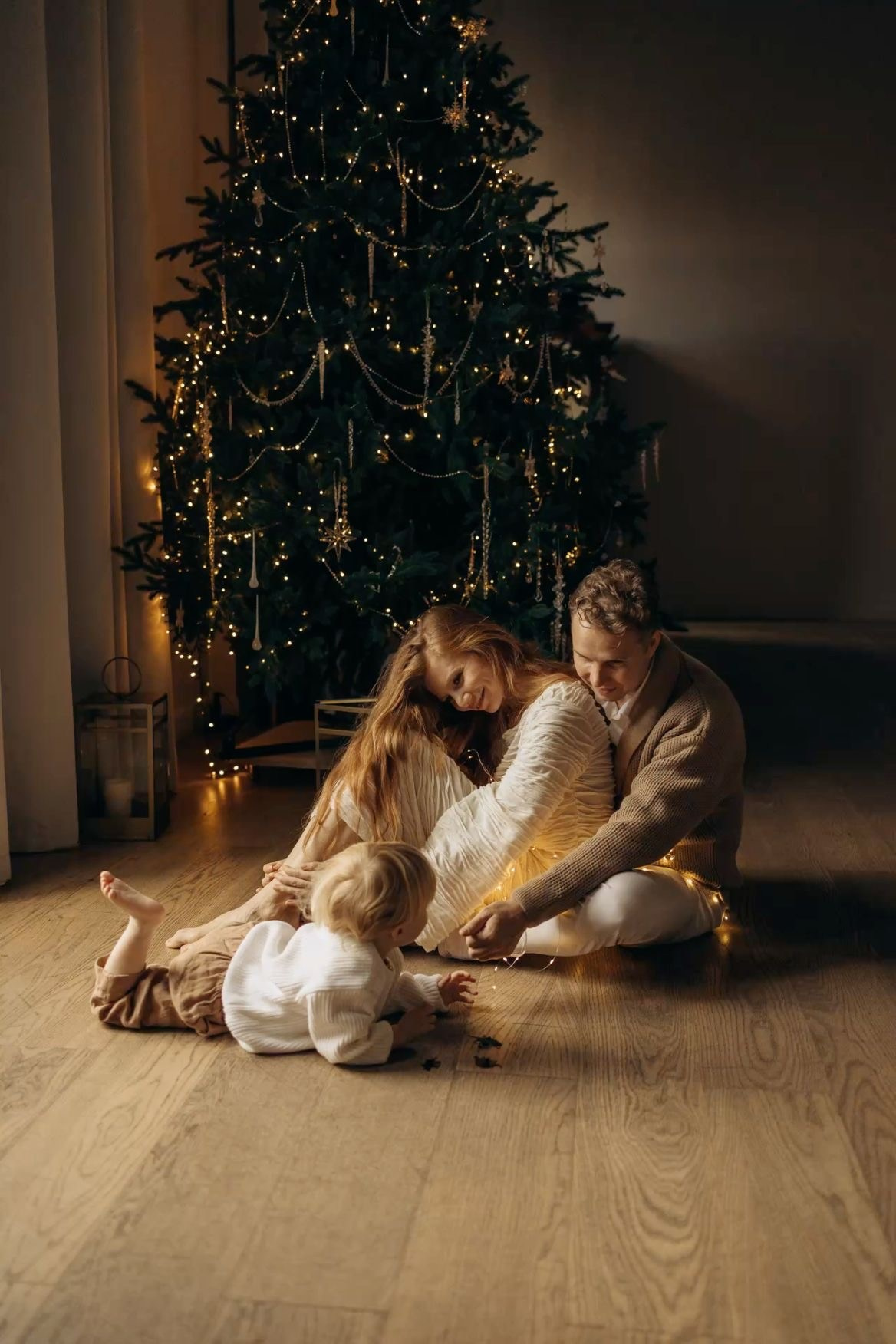 IDEEN FÜR KLEIDUNG FÜR EIN WEIHNACHTSFOTOSHOOTING. Фотограф Лейпциг