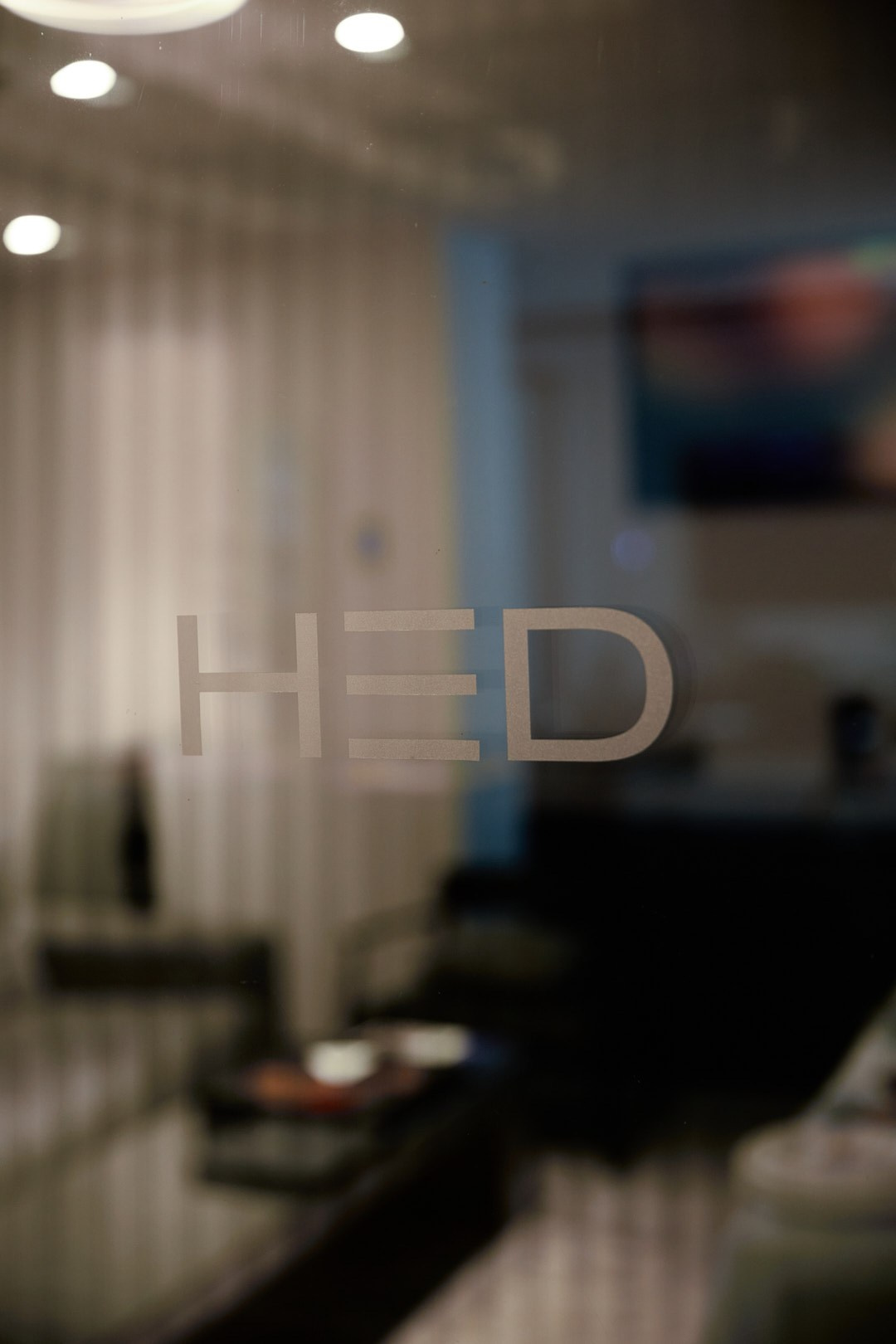 HED CINEMA & CREATIV PEOPLE. צילום ווידאו לעיצוב פנים ואדריכלות