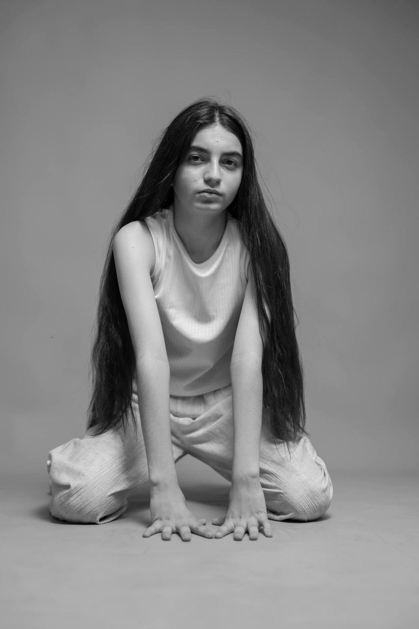 Aysun. BIG Model Agency. “Dare to Be Famous”