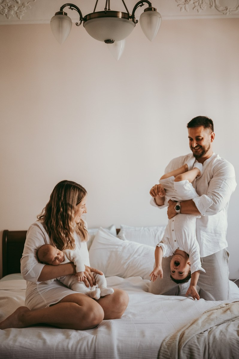 Nina, Filip, Viktor i Igor / porodicno fotografisanje. Deciji i porodicni fotograf u Beogradu Oksana Skendzic