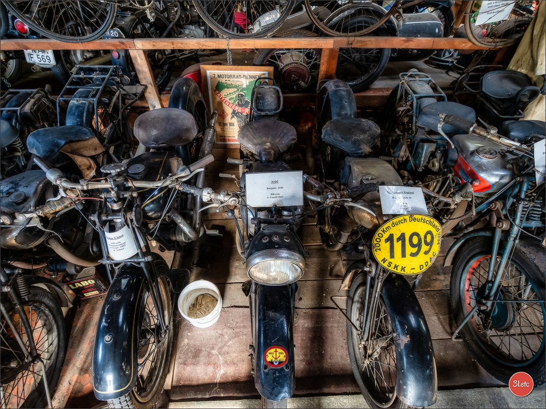 Удивительное место - частный музей старинного хлама - Fahrzeugmuseum. Photographe à Strasbourg | Portraits, Studio, Enfants, Événements