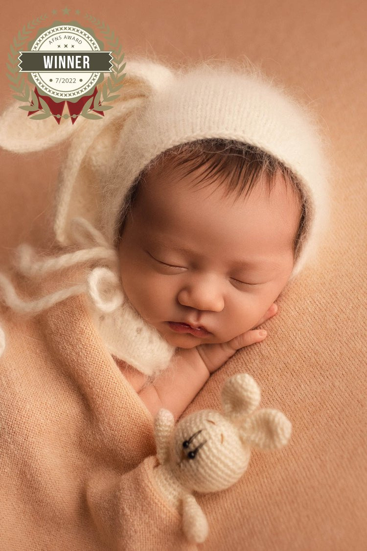 Ottawa Newborn and Baby Newborn Photographer Elena Helali