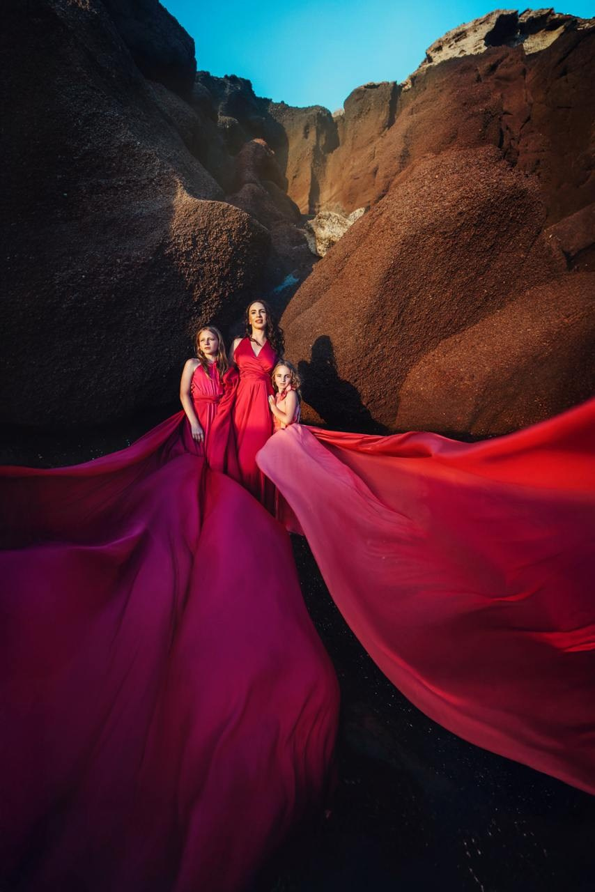 Sesión con vestido volador en Tenerife. Fotógrafa de familias, bodas, comuniones, newborn, premamá en Tenerife | Sesiones con vestidos voladores | Tania Bonnet