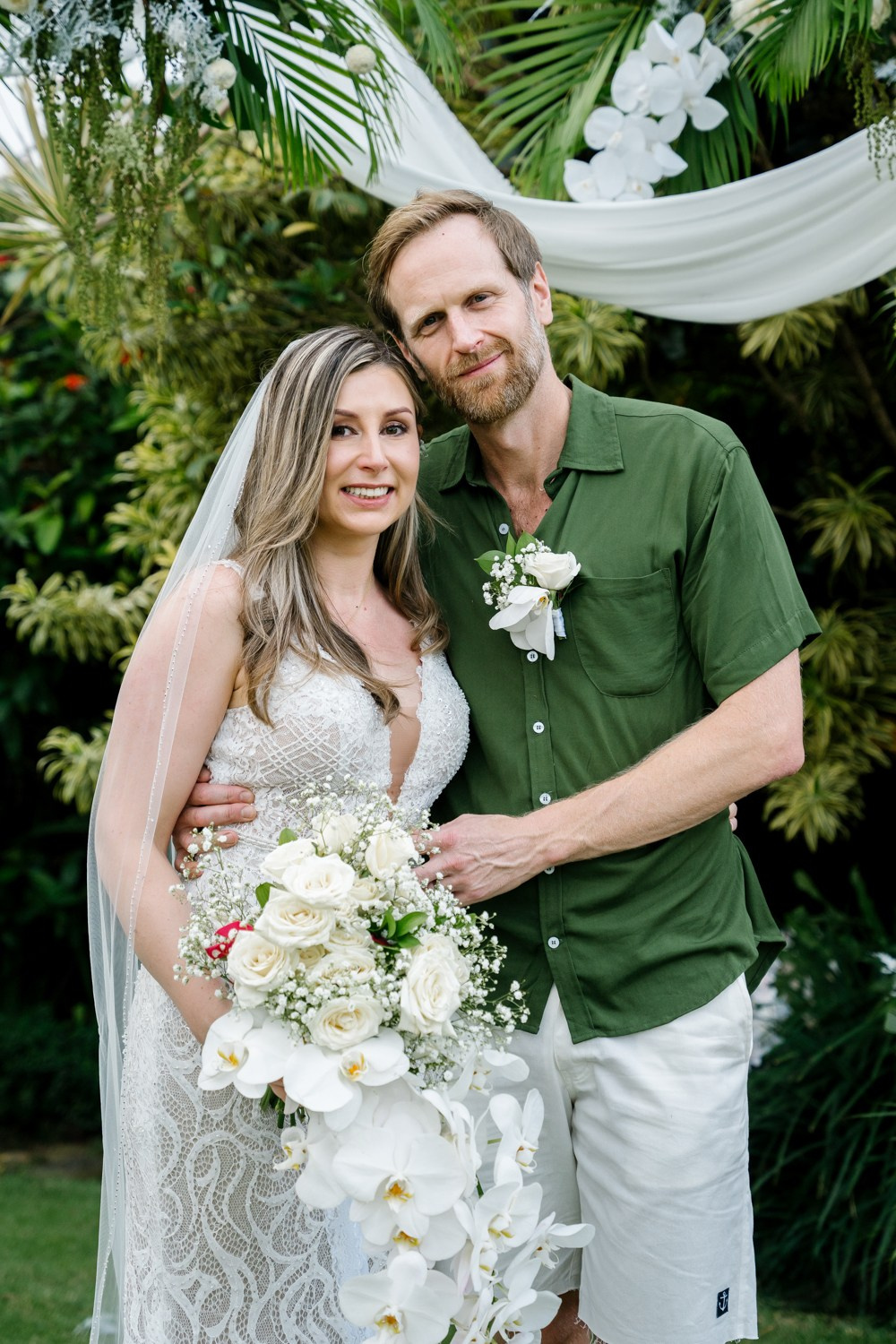 Bali Villa Wedding Photography. Female Photographer in Bali