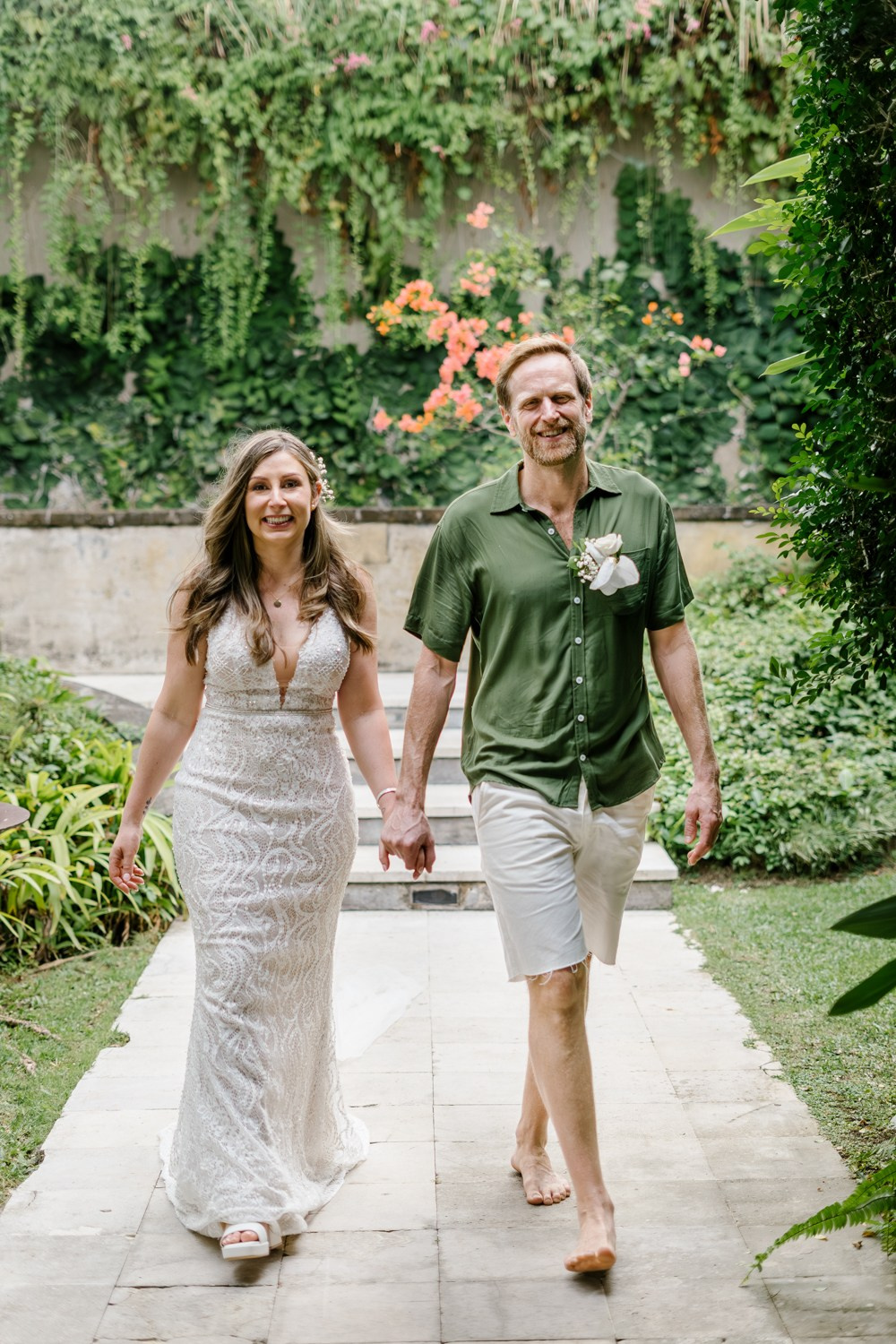 Bali Villa Wedding Photography. Female Photographer in Bali