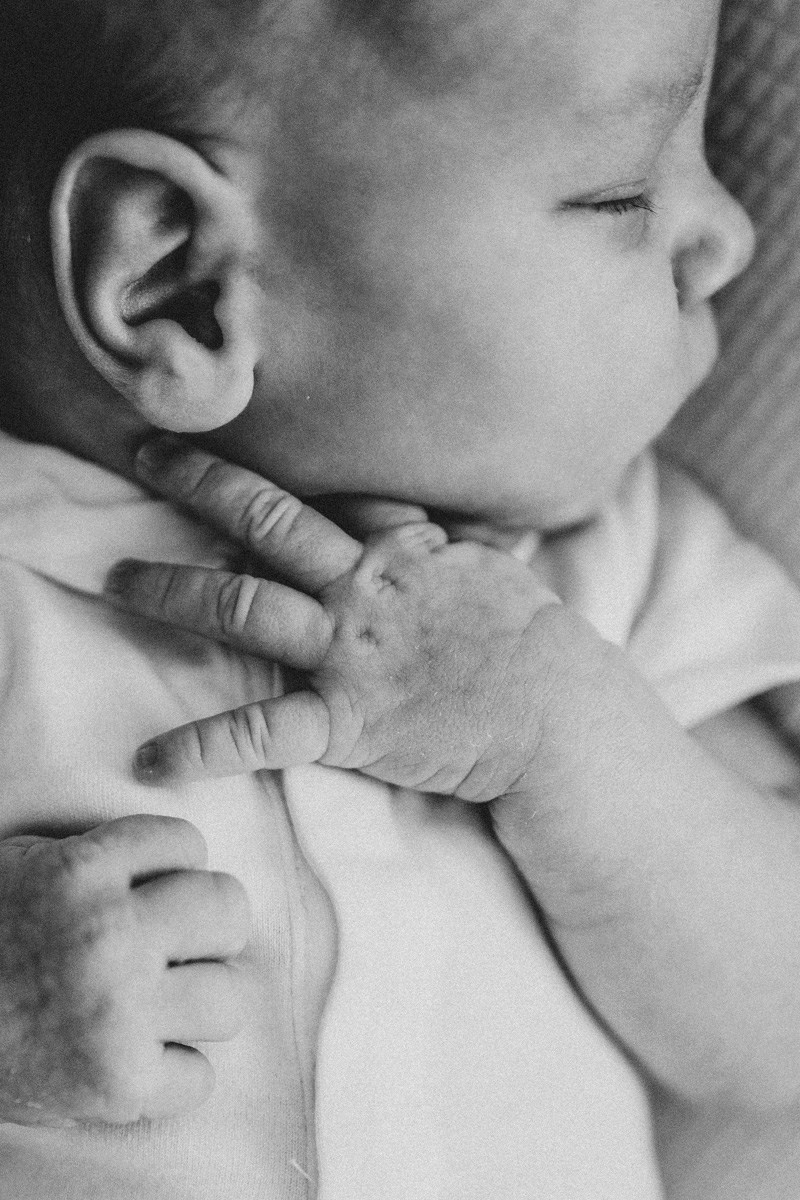 Dobrodosao, Vukane / fotografisanje bebe kod kuce. Deciji i porodicni fotograf u Beogradu Oksana Skendzic