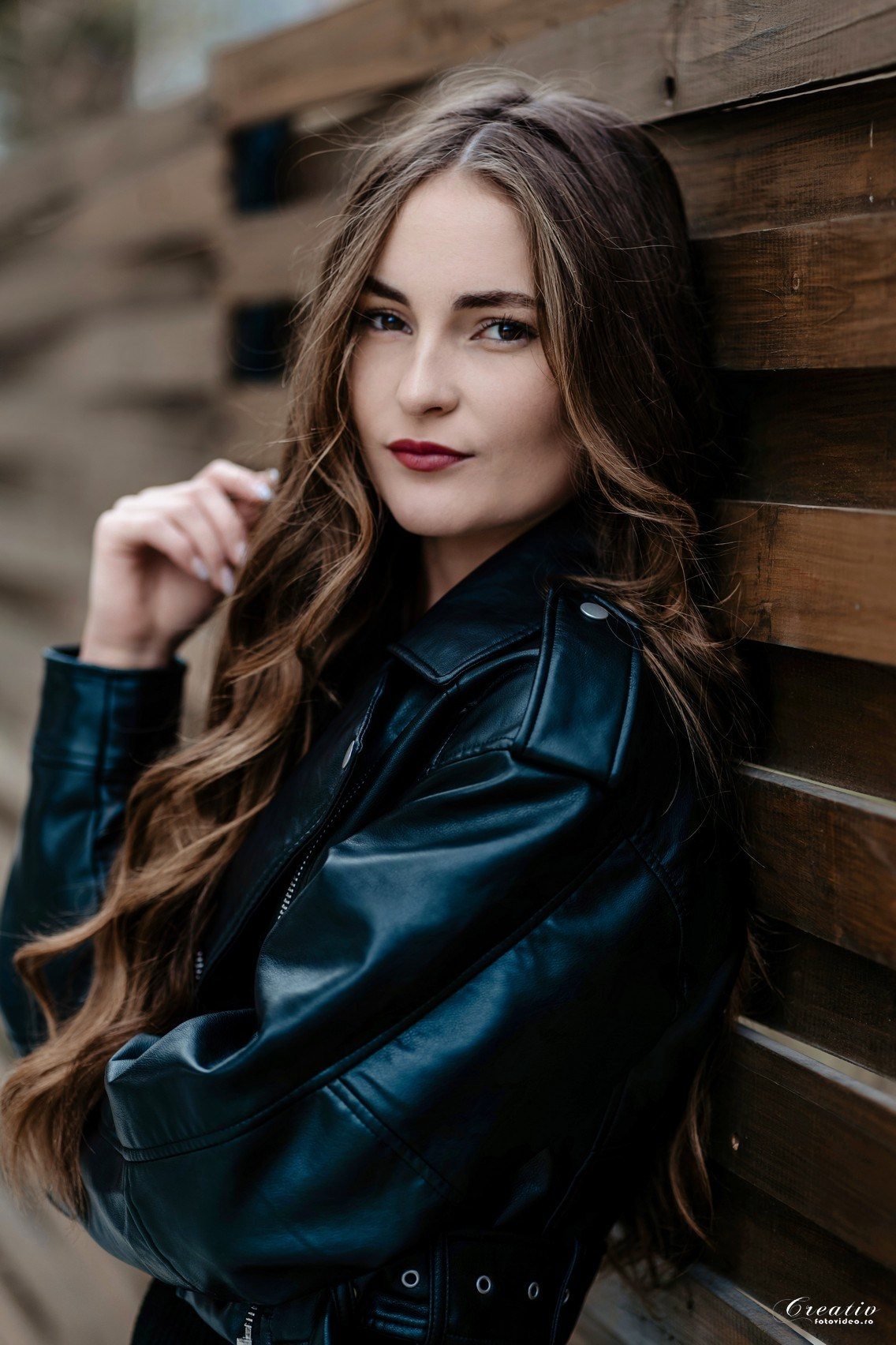 Oferta albume absolvenți 2026. Fotograf nuntă Bistrița | fotograf botez | Creativ Foto Video | Vasile Mizgan