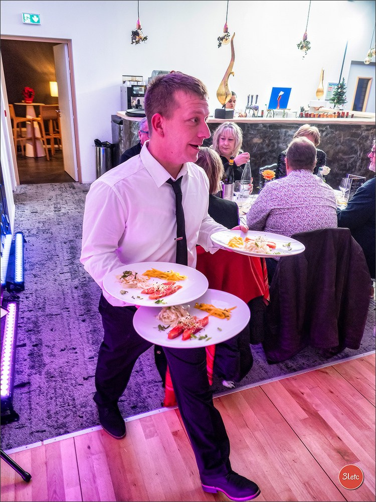 New Year 2025 in Manicook restraunt. Photographe à Strasbourg | Portraits, Studio, Enfants, Événements