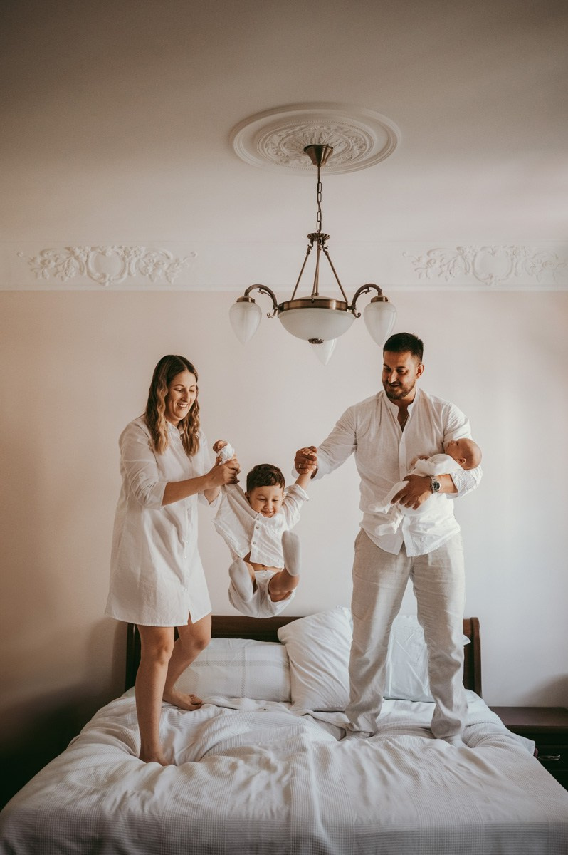 Nina, Filip, Viktor i Igor / porodicno fotografisanje. Deciji i porodicni fotograf u Beogradu Oksana Skendzic