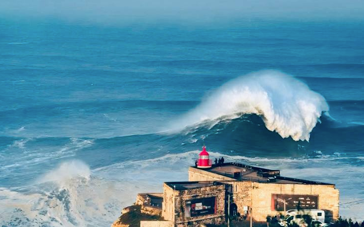 Назаре — Обидуш — самые высокие волны в мире ‬‭и‬‭ очарование‬‭ средневекового города-крепости. Экскурсии по Португалии с гидом-фотографом на автомобиле и пешком