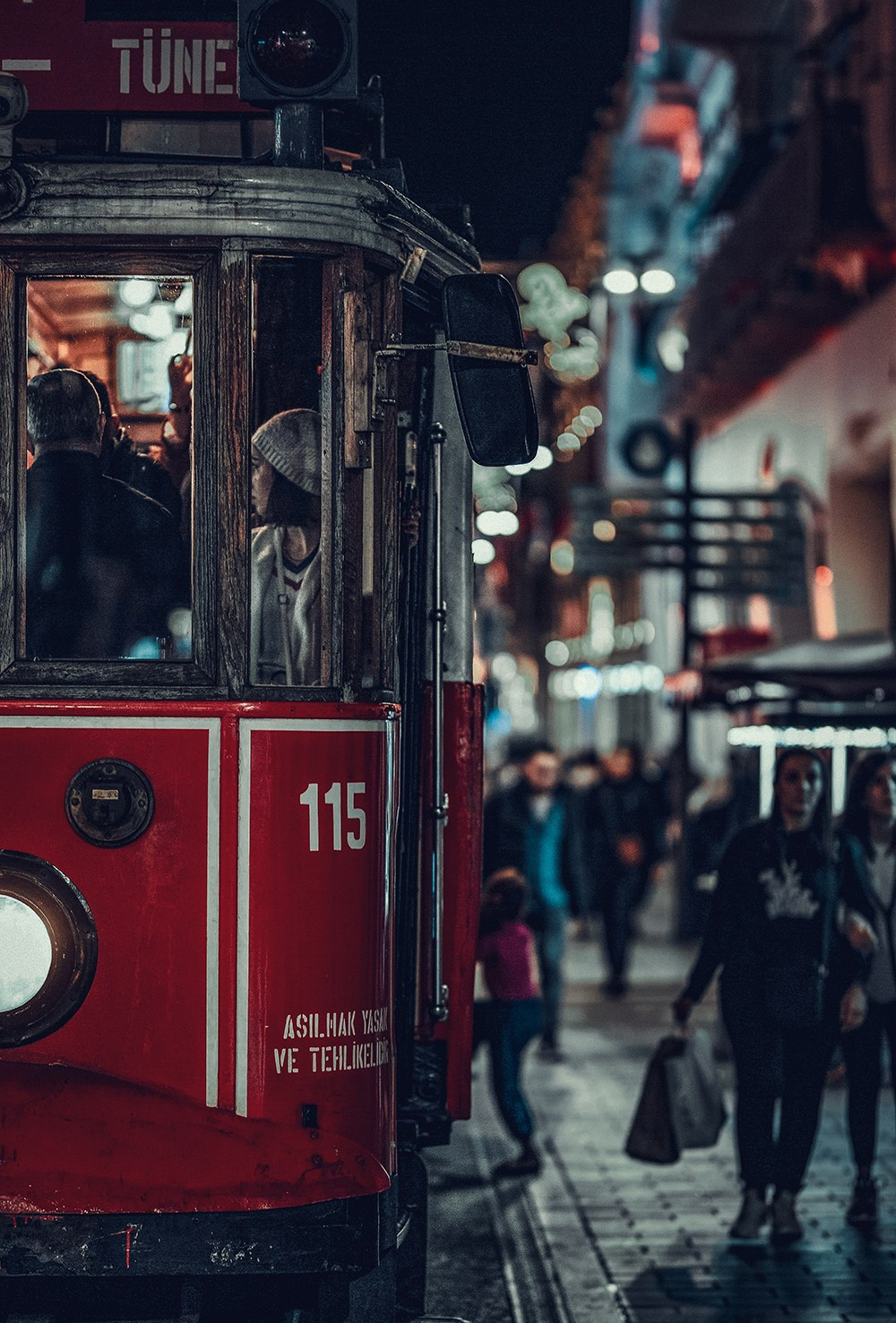 Best lightroom presets. Lightroom best cinematic presets. Pixelkub Graphic Designer & 3D Modeler