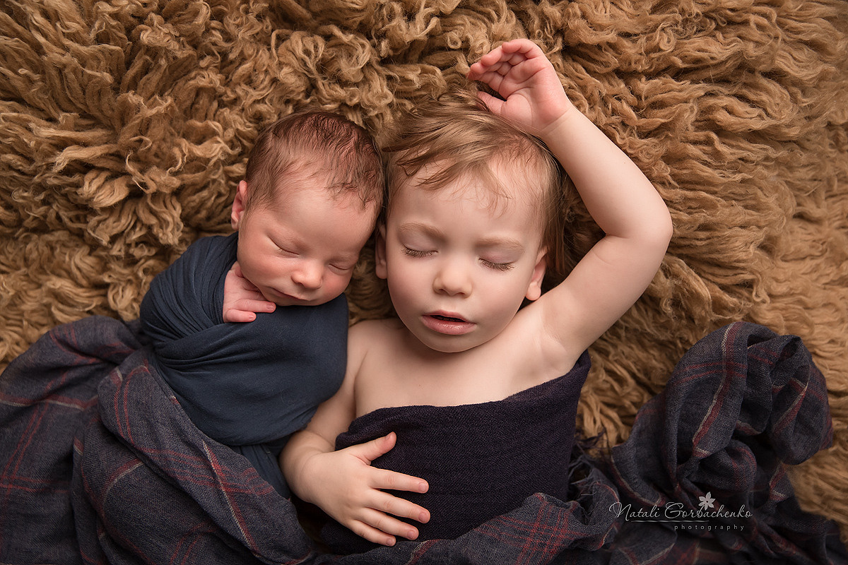 Братья и сестры. Детский, семейный, а также newborn фотограф и преподаватель в Киеве На