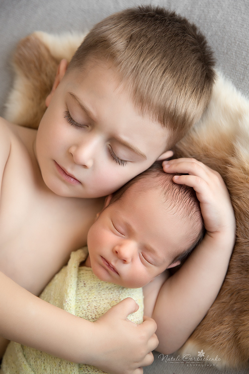 Братья и сестры. Детский, семейный, а также newborn фотограф и преподаватель в Киеве На