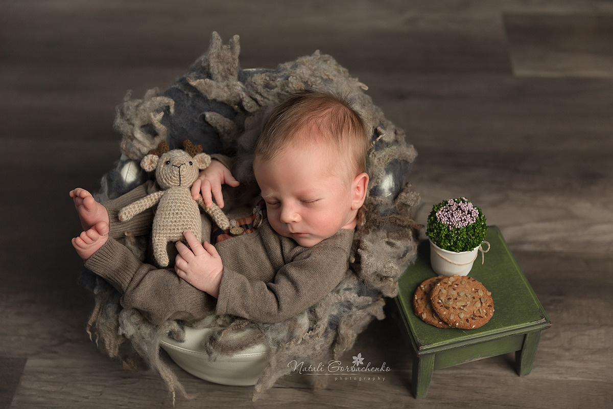 Новонароджені малюки. Дитячий, сімейний, а також newborn фотограф і викладач у Києві Наталія