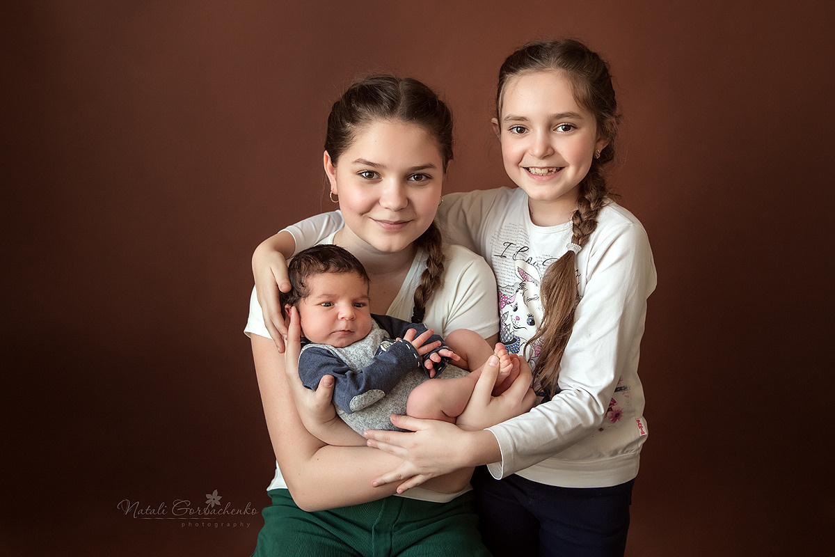 Братья и сестры. Детский, семейный, а также newborn фотограф и преподаватель в Киеве На