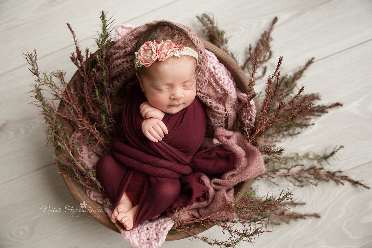 Новонароджені малюки. Дитячий, сімейний, а також newborn фотограф і викладач у Києві Наталія
