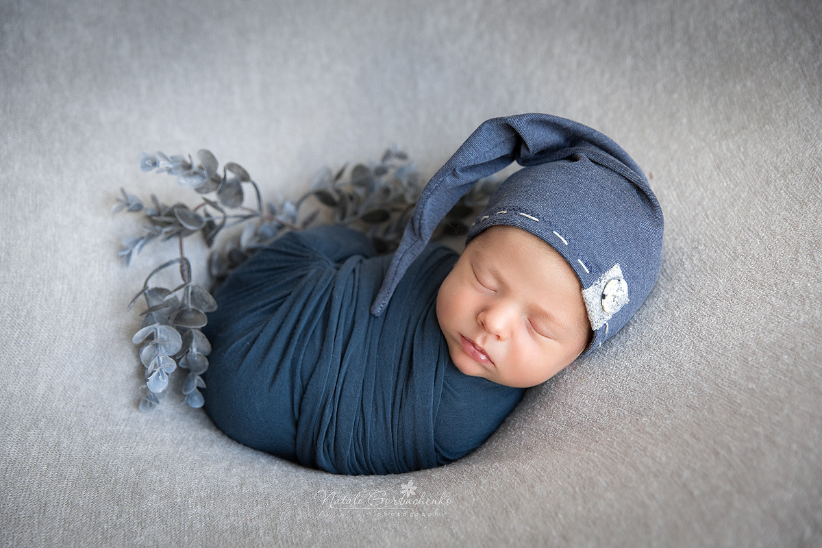 Новонароджені малюки. Дитячий, сімейний, а також newborn фотограф і викладач у Києві Наталія