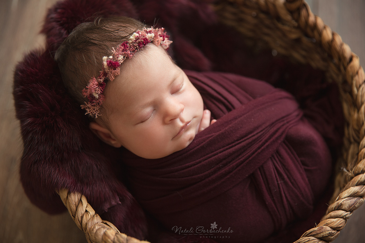 Новонароджені малюки. Дитячий, сімейний, а також newborn фотограф і викладач у Києві Наталія