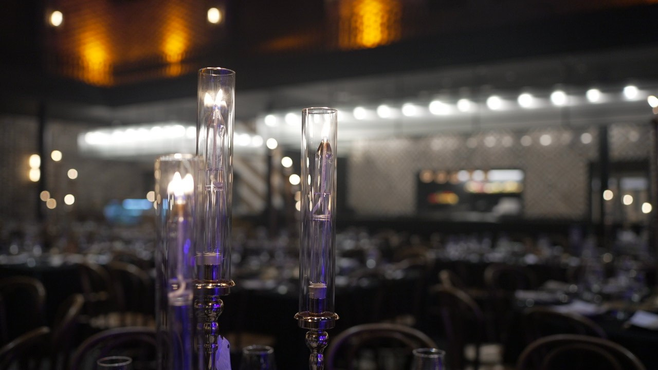 VIA / BASICO. Wedding and events photographers Studio Shalom