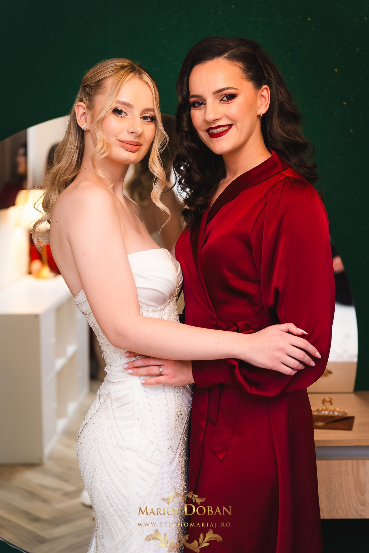 Iulia & Joszeph — preparing & details. Marius Doban
