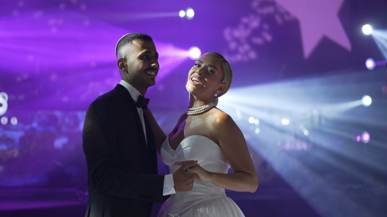 VIA / BASICO. Wedding and events photographers Studio Shalom