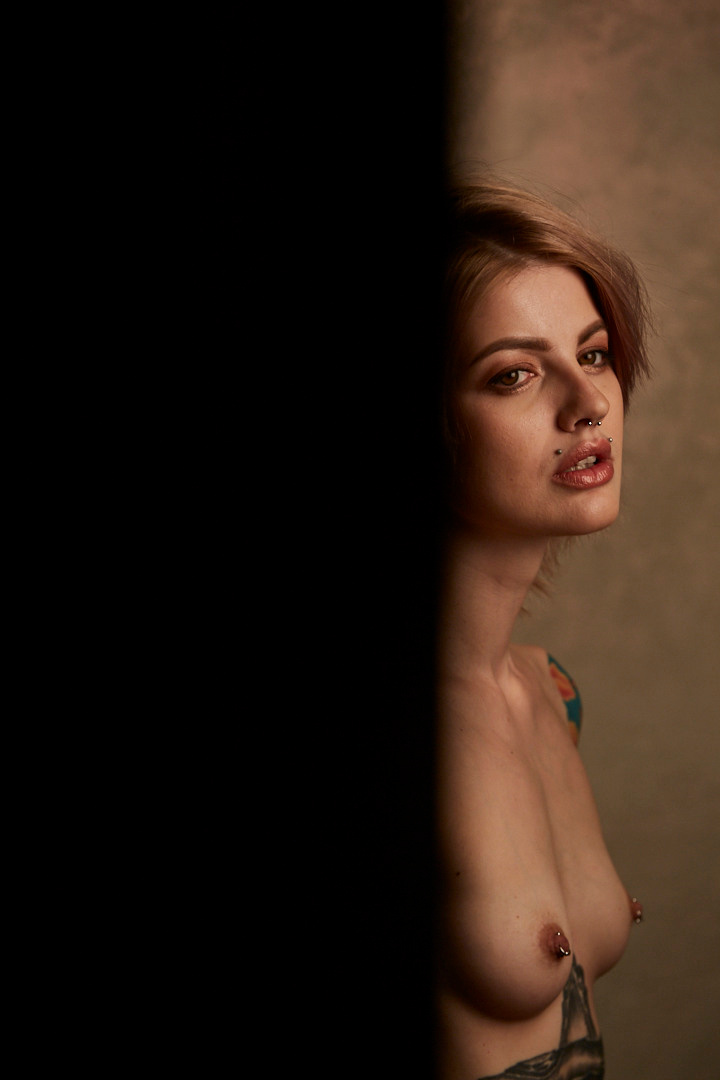 Nude. Photographer in Baku Kamran Enceladus