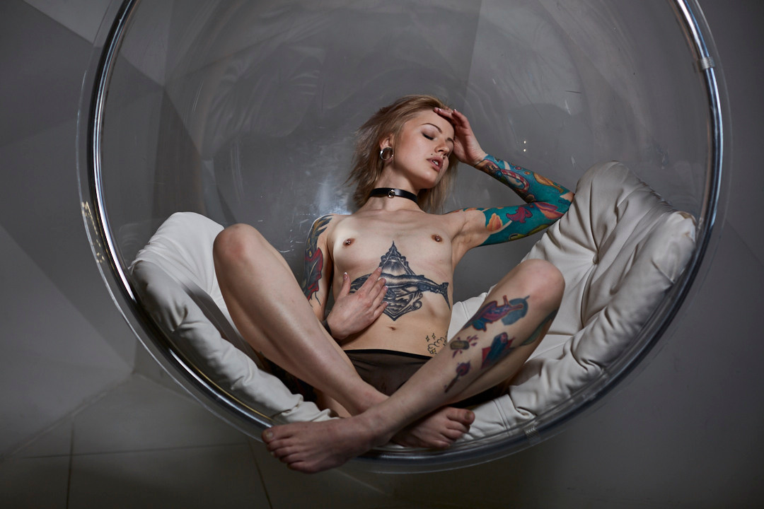 Nude. Photographer in Baku Kamran Enceladus