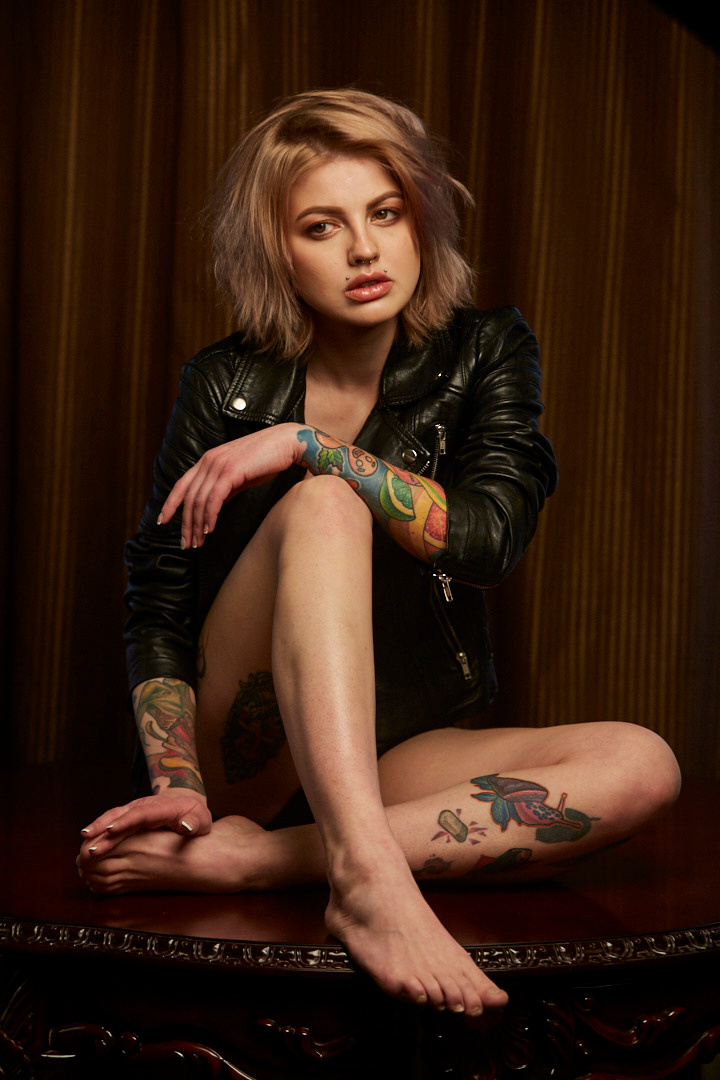 Nude. Photographer in Baku Kamran Enceladus