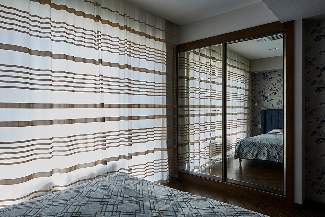 Interyer / Eksteryer. Bakıda fotoqraf Kamran Enceladus