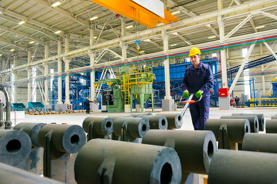 Interyer / Eksteryer. Bakıda fotoqraf Kamran Enceladus