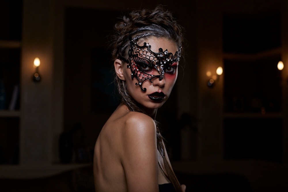 Masks. Photographer in Baku Kamran Enceladus