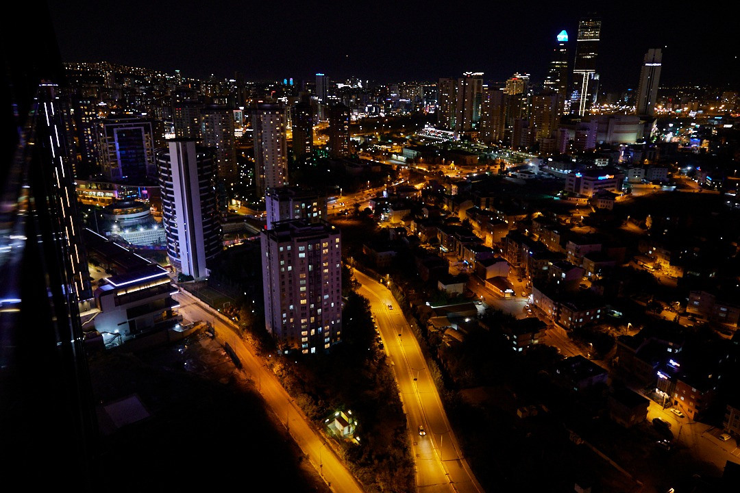 Səyahətlər. Bakıda fotoqraf Kamran Enceladus