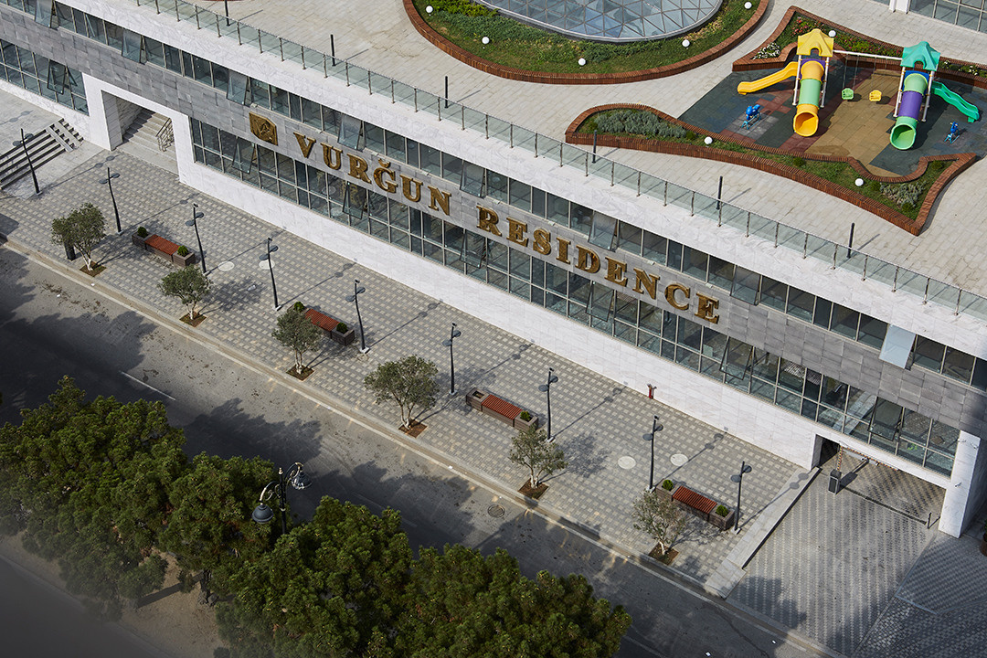 Interyer / Eksteryer. Bakıda fotoqraf Kamran Enceladus