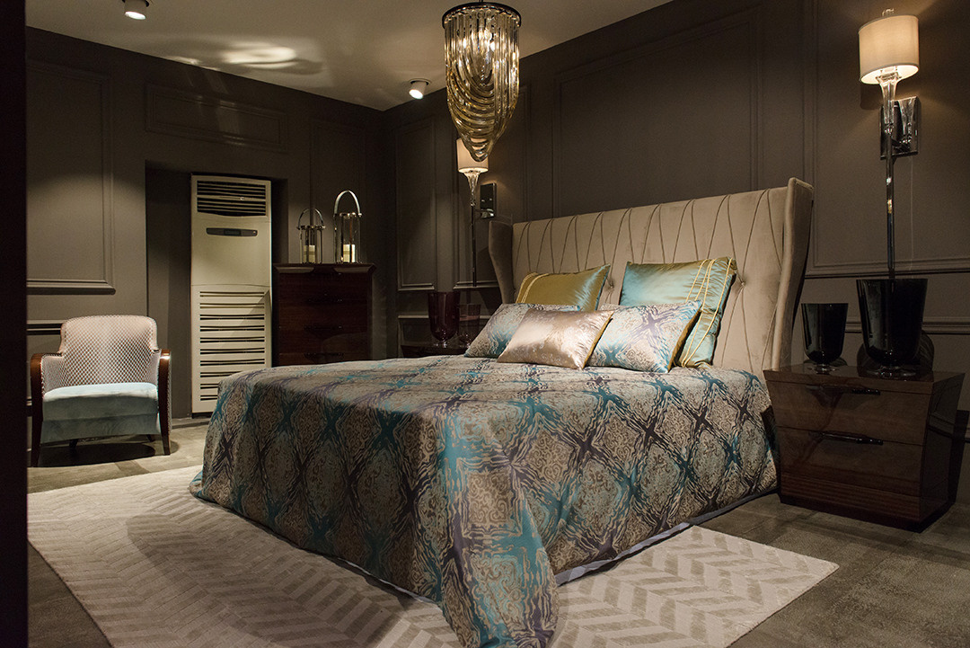 Interyer / Eksteryer. Bakıda fotoqraf Kamran Enceladus