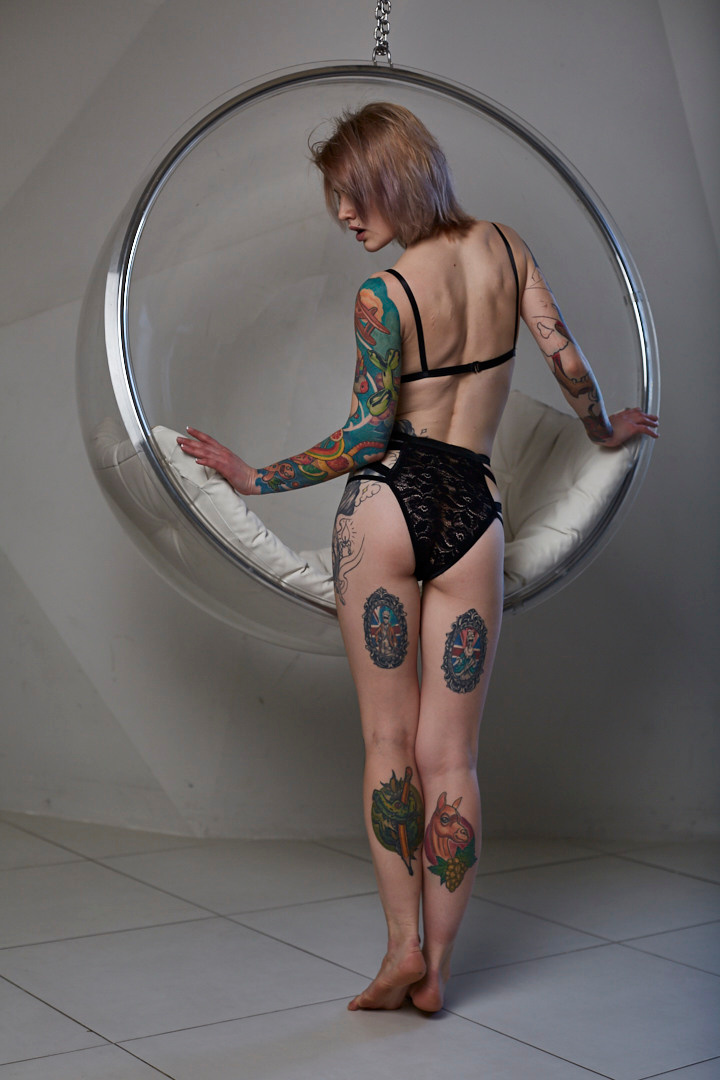 Nude. Photographer in Baku Kamran Enceladus