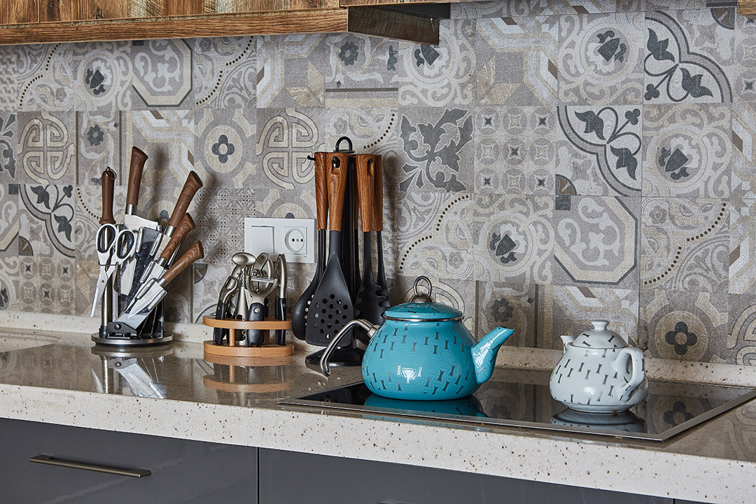 Interyer / Eksteryer. Bakıda fotoqraf Kamran Enceladus