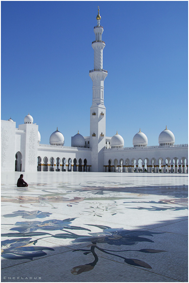 Səyahətlər. Bakıda fotoqraf Kamran Enceladus