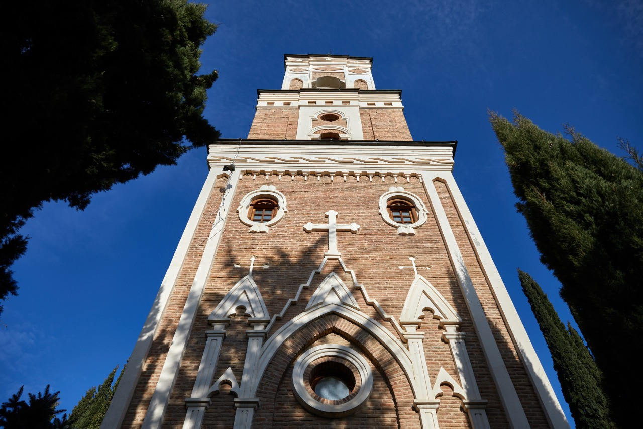 Səyahətlər. Bakıda fotoqraf Kamran Enceladus