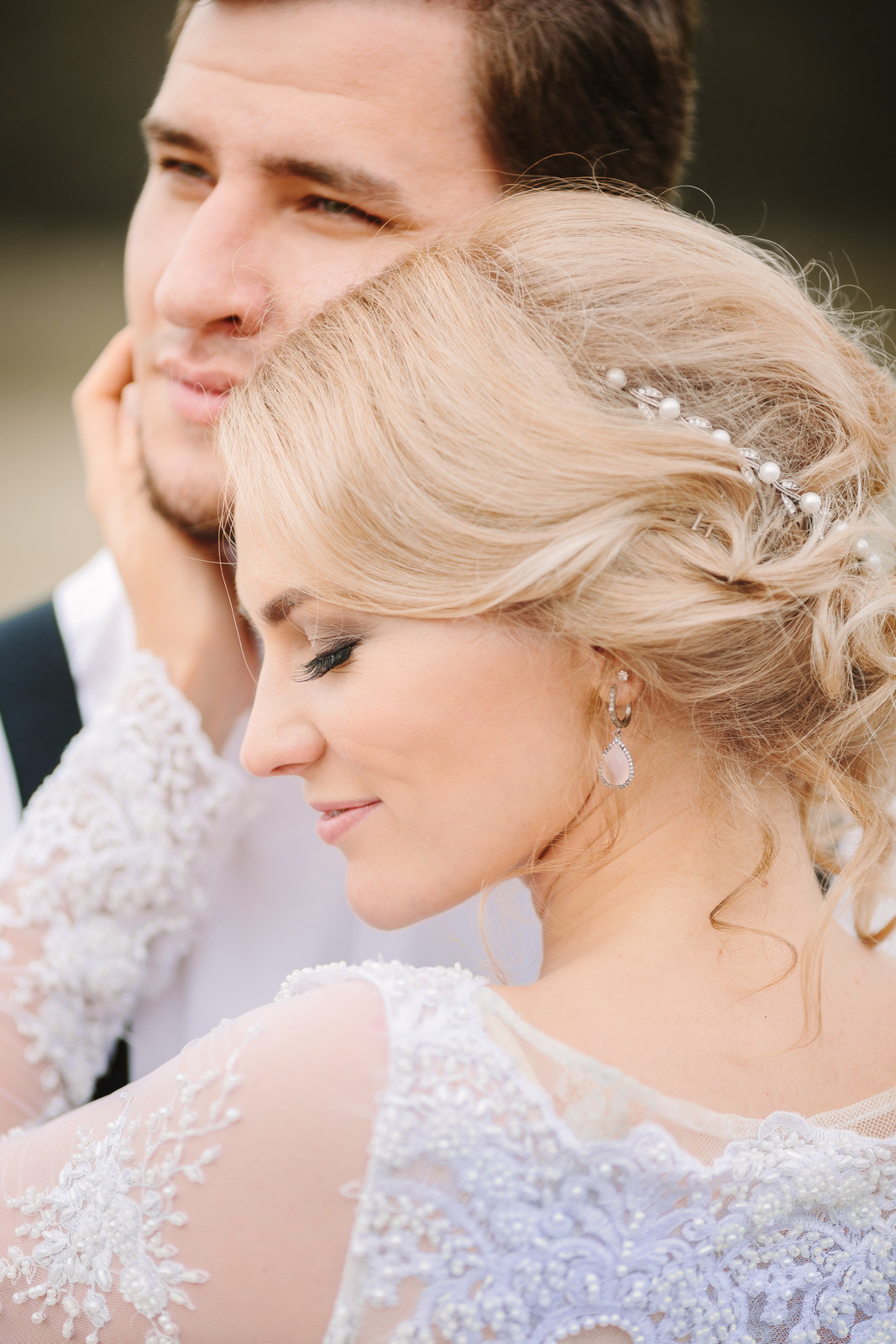 Elopement in Stacks of Hay. Wedding Photography & Videography Team in California, Los Angeles, San Francisco, San Diego and Travel