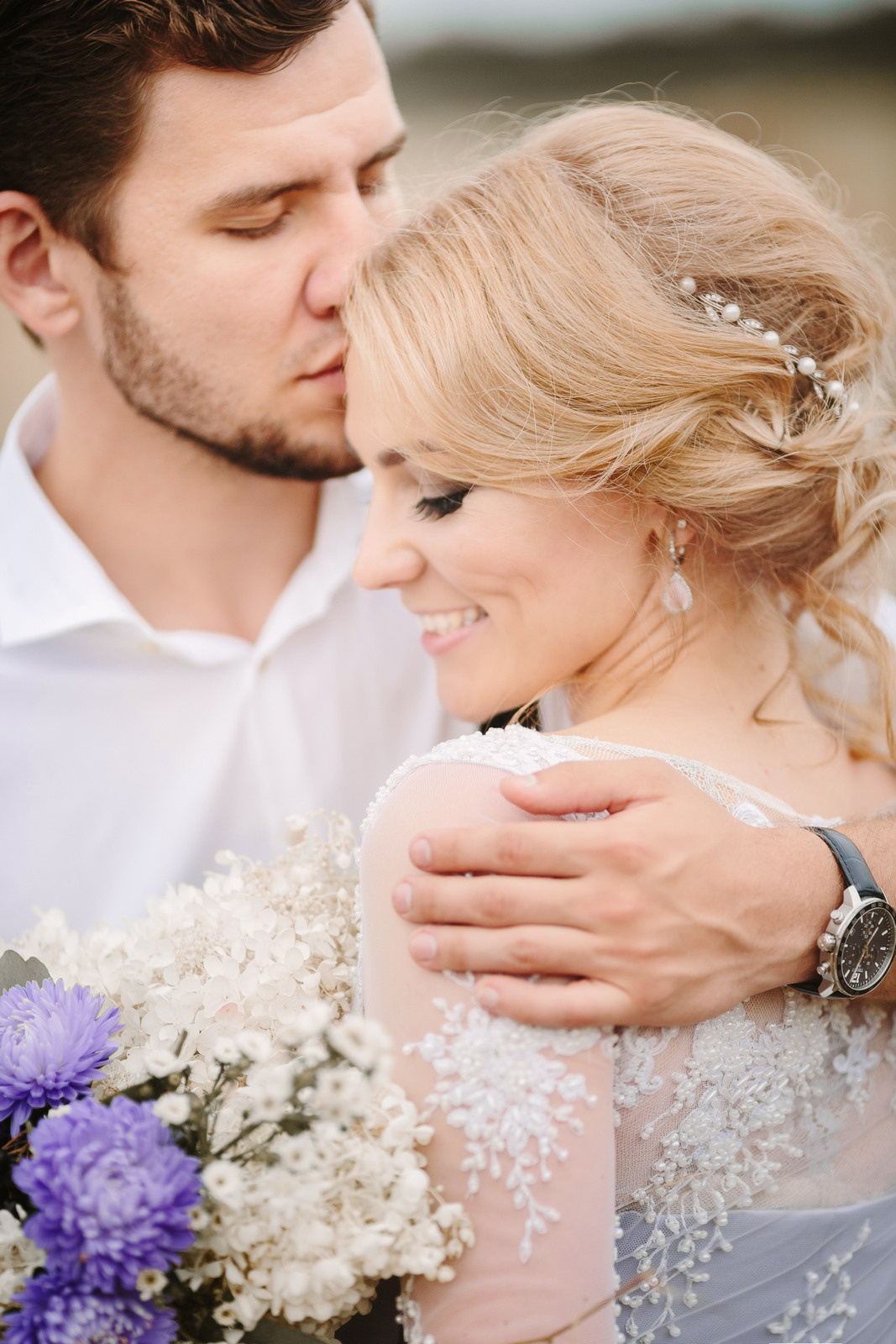 Elopement in Stacks of Hay. Wedding Photography & Videography Team in California, Los Angeles, San Francisco, San Diego and Travel