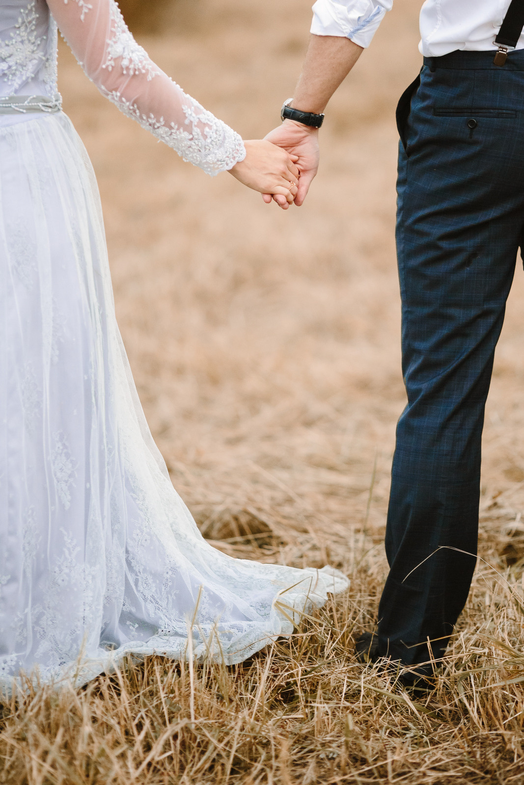 Elopement in Stacks of Hay. Wedding Photography & Videography Team in California, Los Angeles, San Francisco, San Diego and Travel