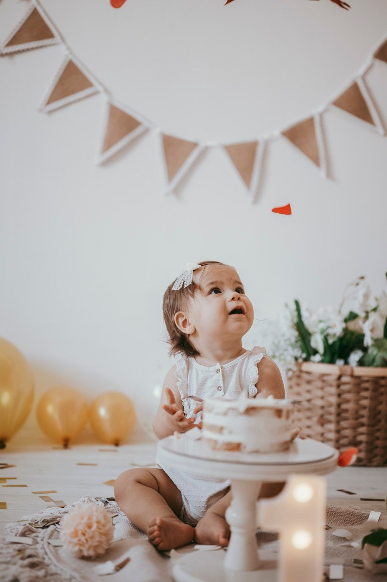 Srnin prvi rodjendan. Deciji i porodicni fotograf u Beogradu Oksana Skendzic