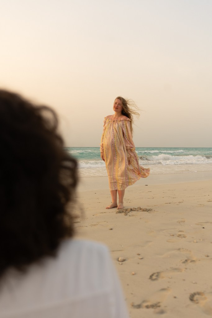 Stella and Ilya pregnancy photoshoot Saadyat. Professional Photographer Abu Dhabi, Dubai — Yulia Ismoilova | 2025