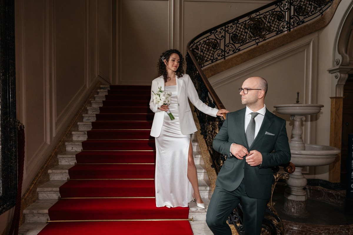 Civil Wedding at Schloss Philippsruhe in Hanau. Wedding photographer & videographer Frankfurt | Denis Mirosnik
