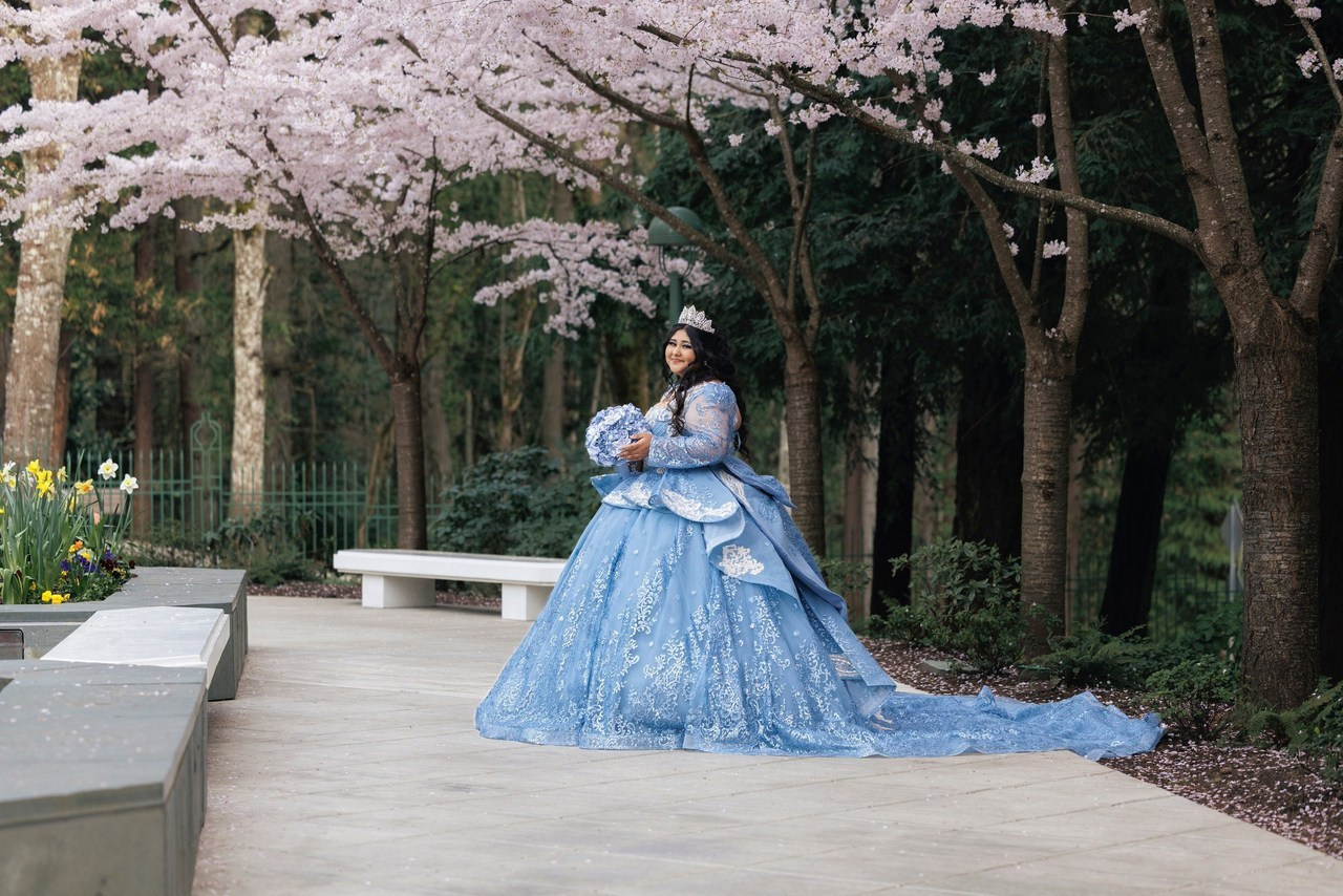 Testimonios. Fotógrafo de Quinceañeras en Portland | Fotografía de XV Años en Oregon y Washington