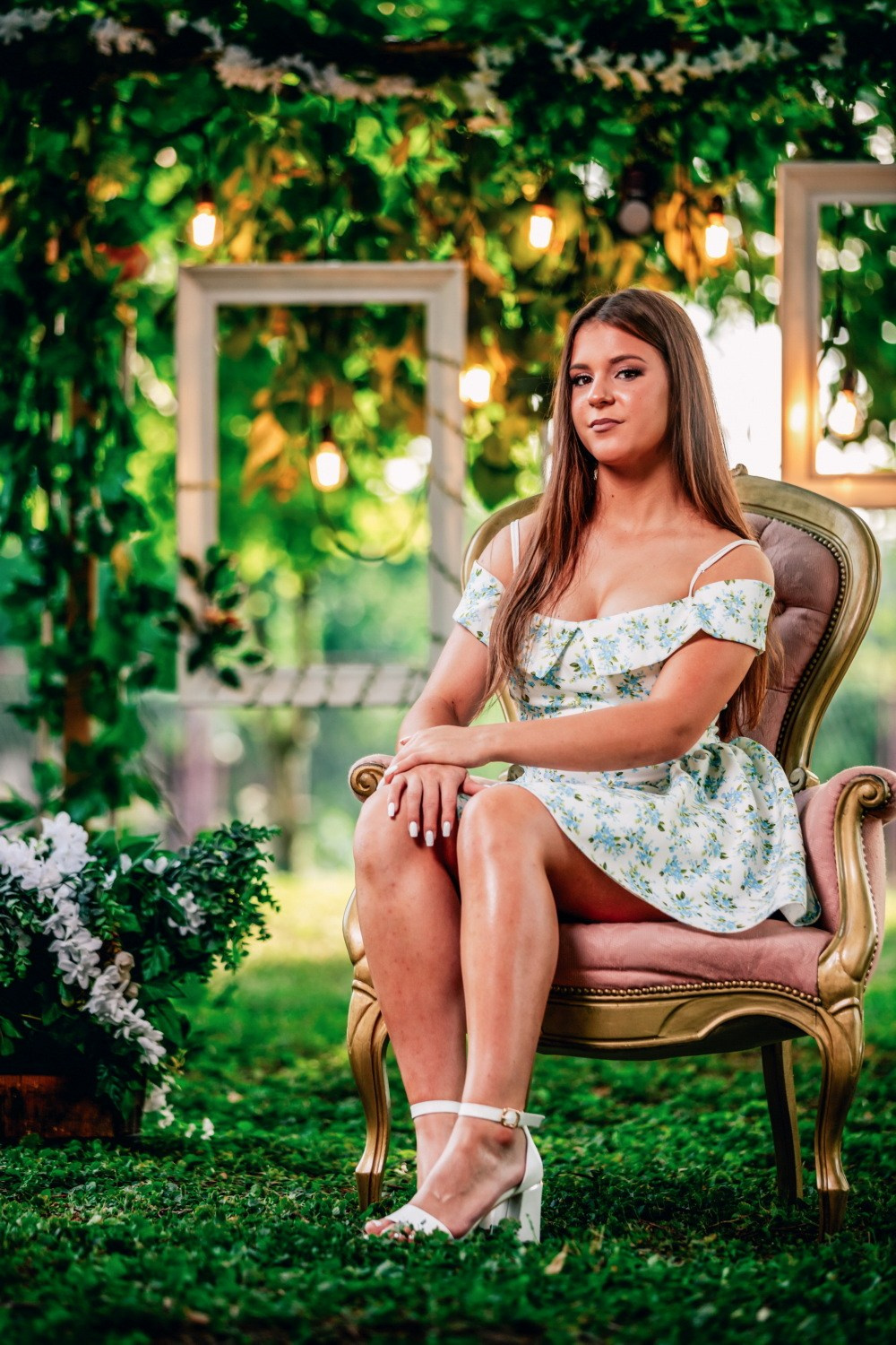 MATURSKA FOTOGRAFISANJA. Fotografi iz Backog Petrovca David i Andrea Stojanovic