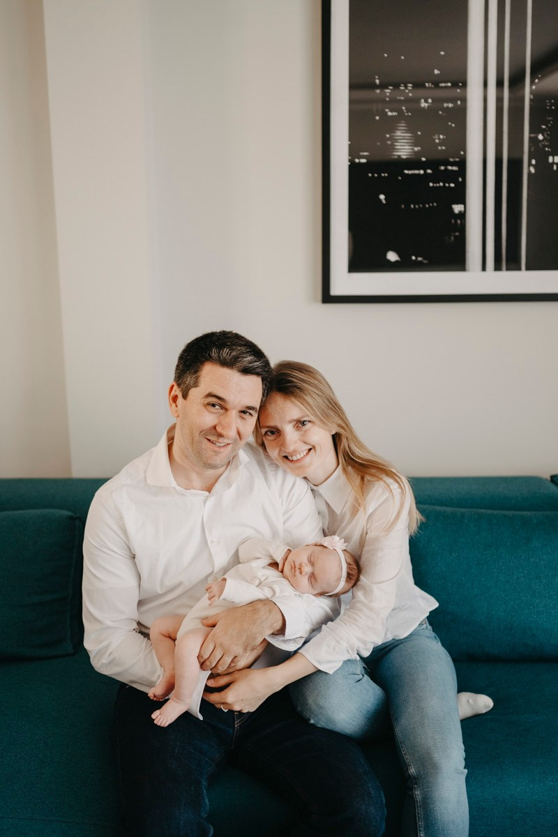 Fotografisanje bebe kod kuce — Milana, Milos, Marko i Mila. Deciji i porodicni fotograf u Beogradu Oksana Skendzic